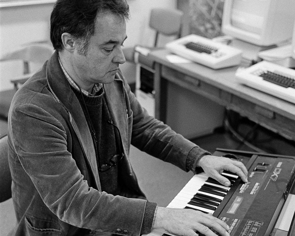 John Chowning plays an electric keyboard.